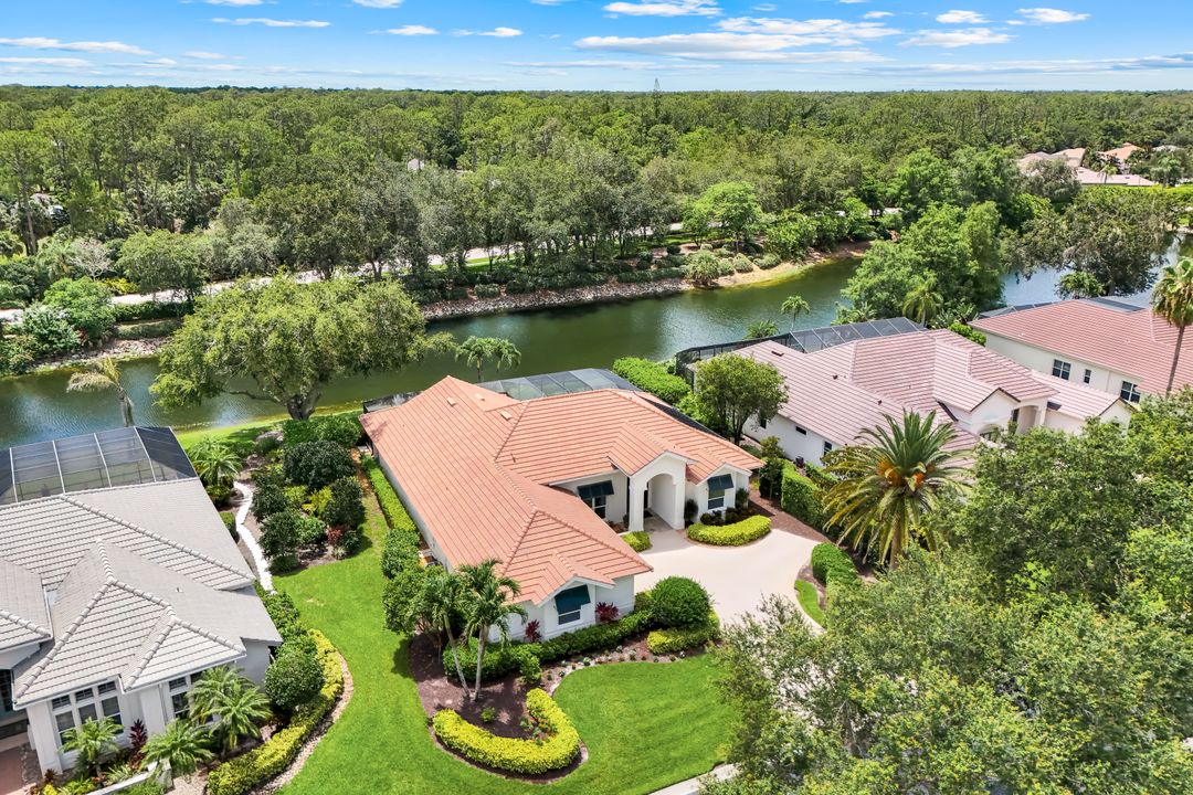 6632 Glen Arbor Way, Naples, FL 34119