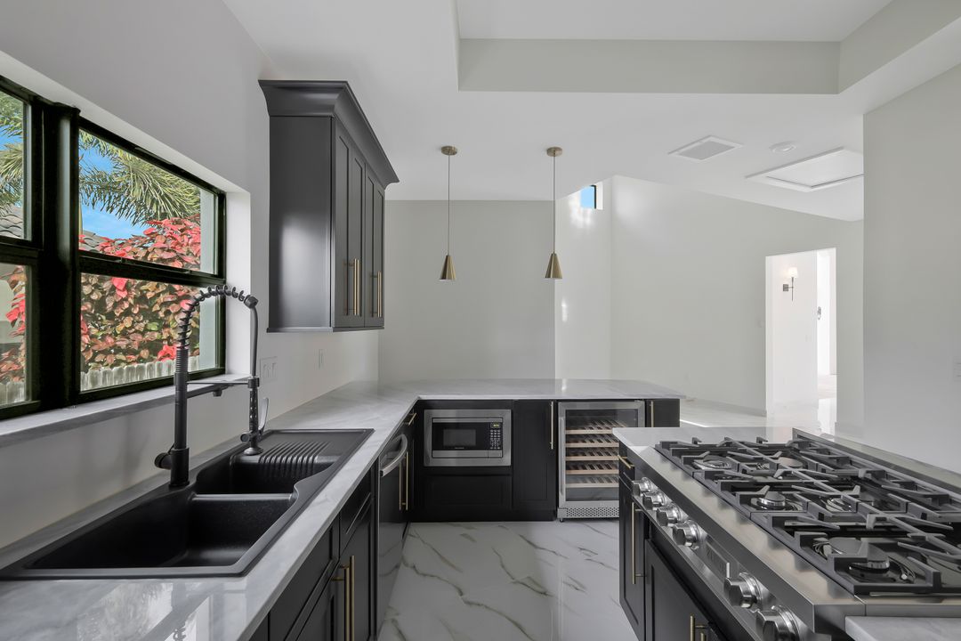 3505 NW 44th Ave, Cape Coral, FL 33993