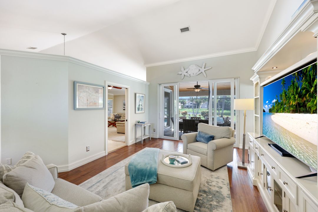 146 Plantation Cir, Naples, FL 34104