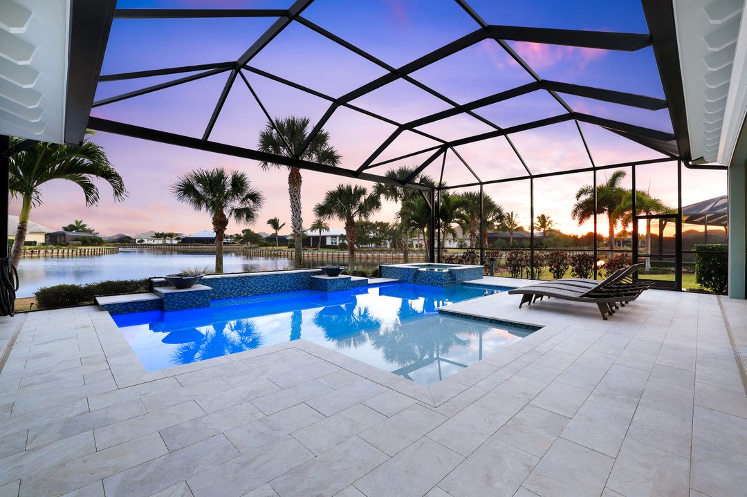 6072 Lucaya Wy, Naples, FL 34112