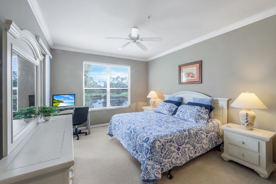 8241 Parkstone Pl #203, Naples, FL 34120