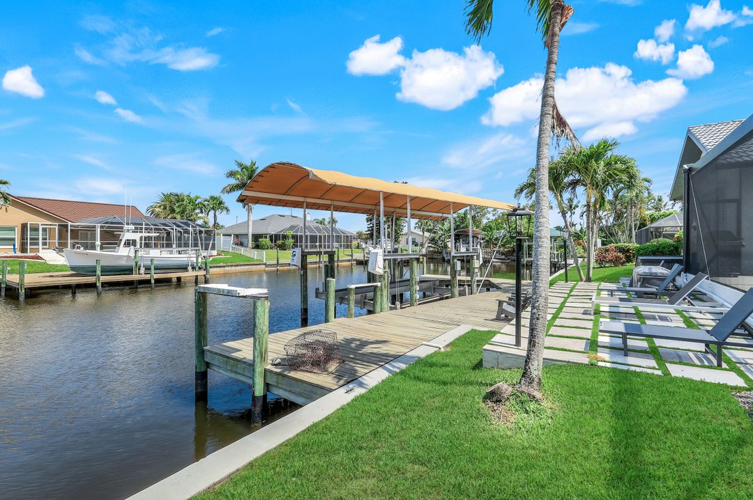 3347 19th Ave SE, Cape Coral, FL 33904