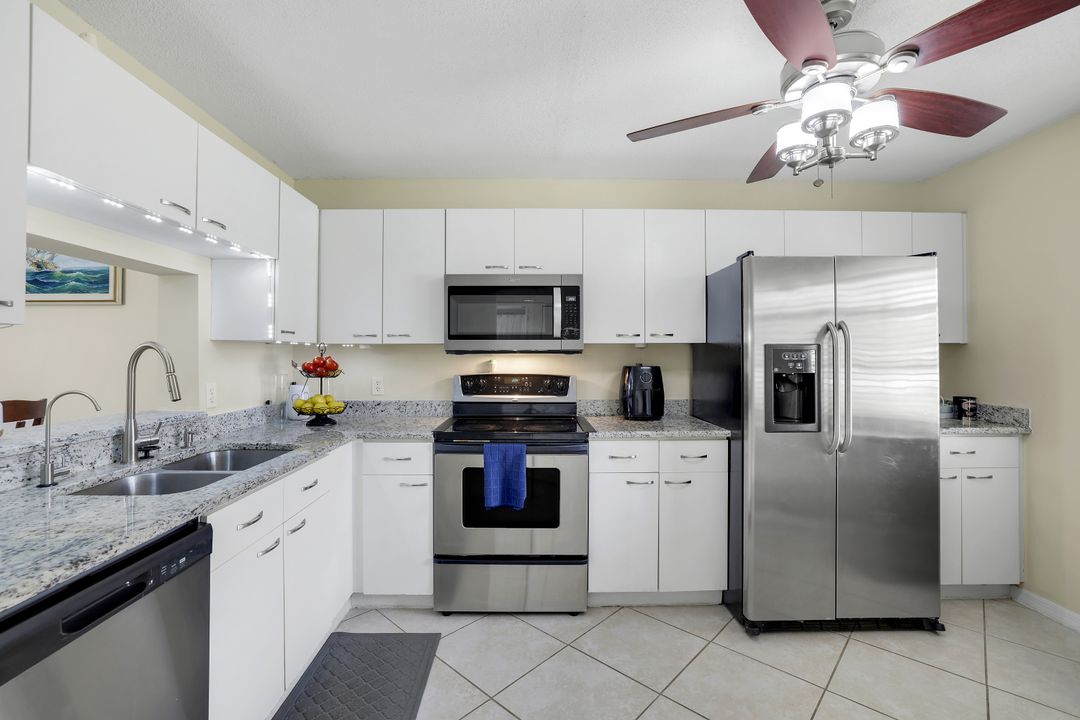 7774 Jewel Ln #103, Naples, FL 34109