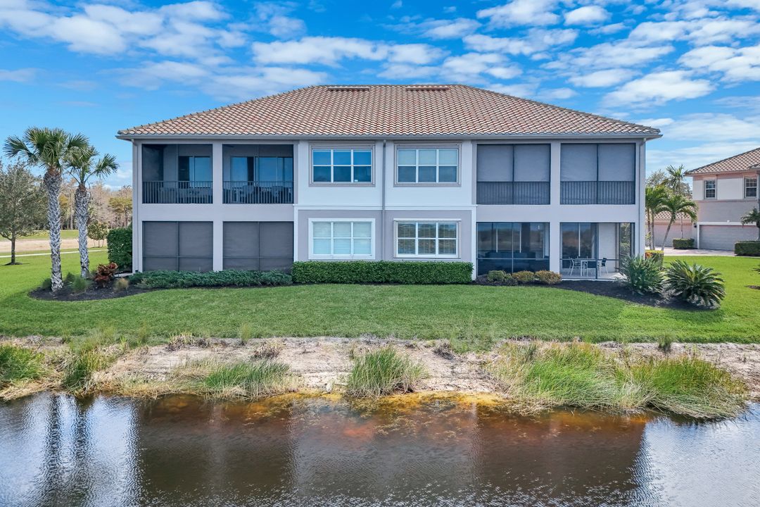 9060 Siesta Bay Dr #101, Naples, FL 34120