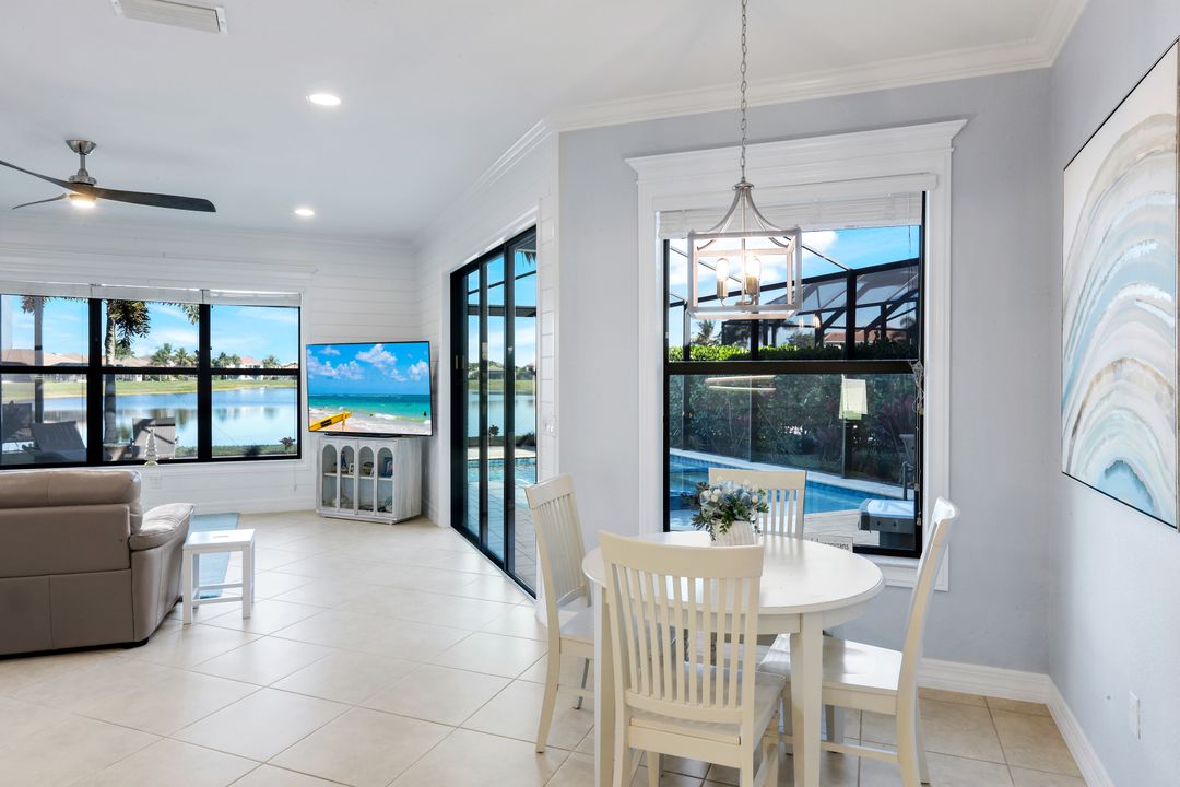 2735 Cinnamon Bay Cir, Naples, FL 34119