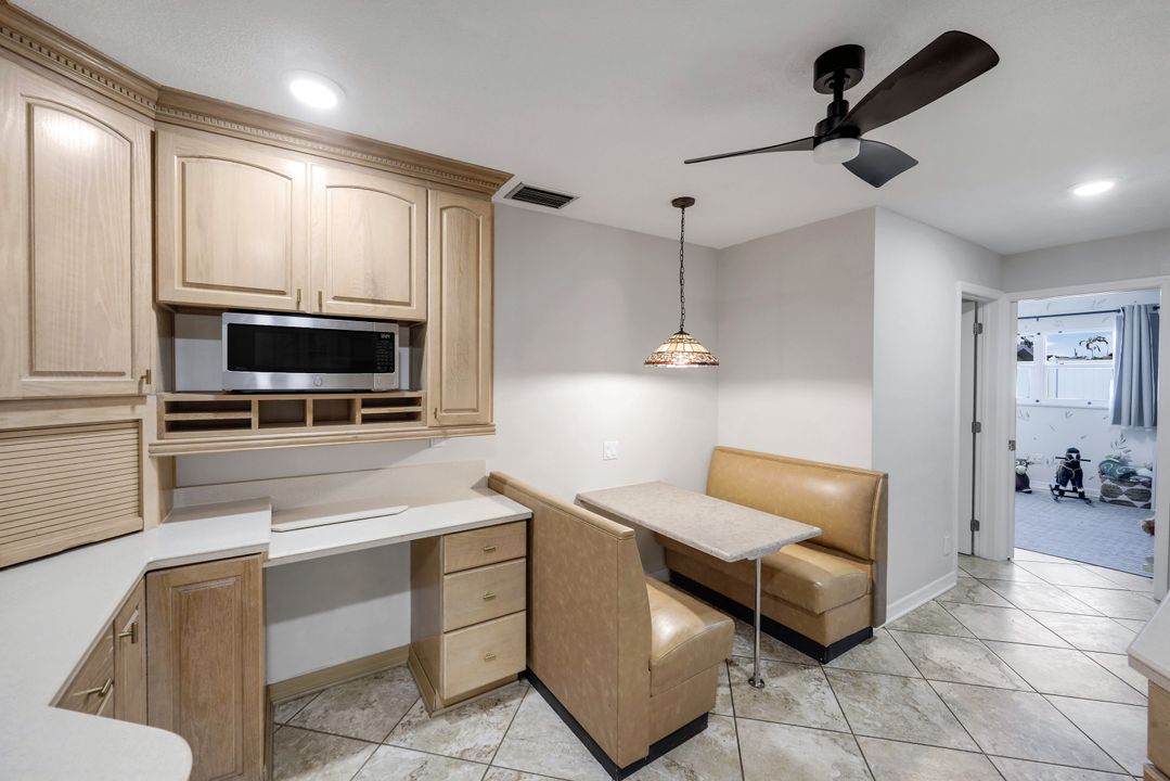 4548 SE 11th Pl, Cape Coral, FL 33904