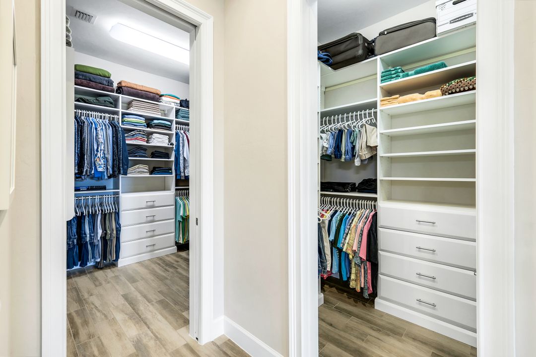 5750 Clarendon Dr, Naples, FL 34113