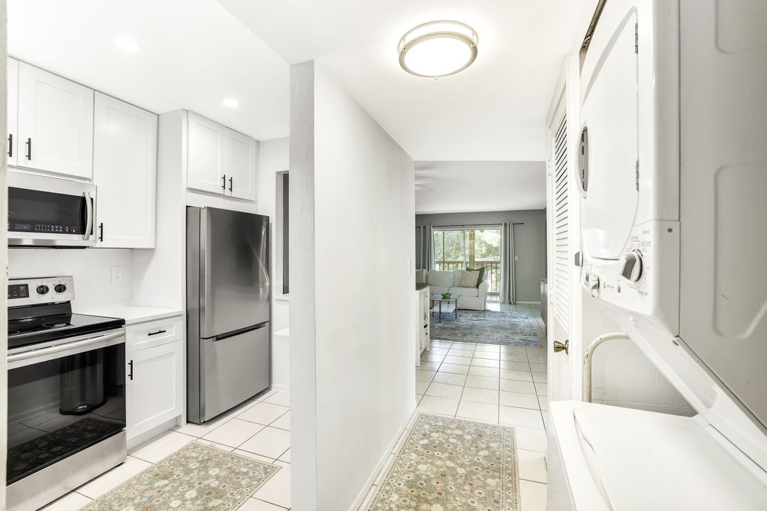 499 Forest Lakes Blvd #312, Naples, FL 34105