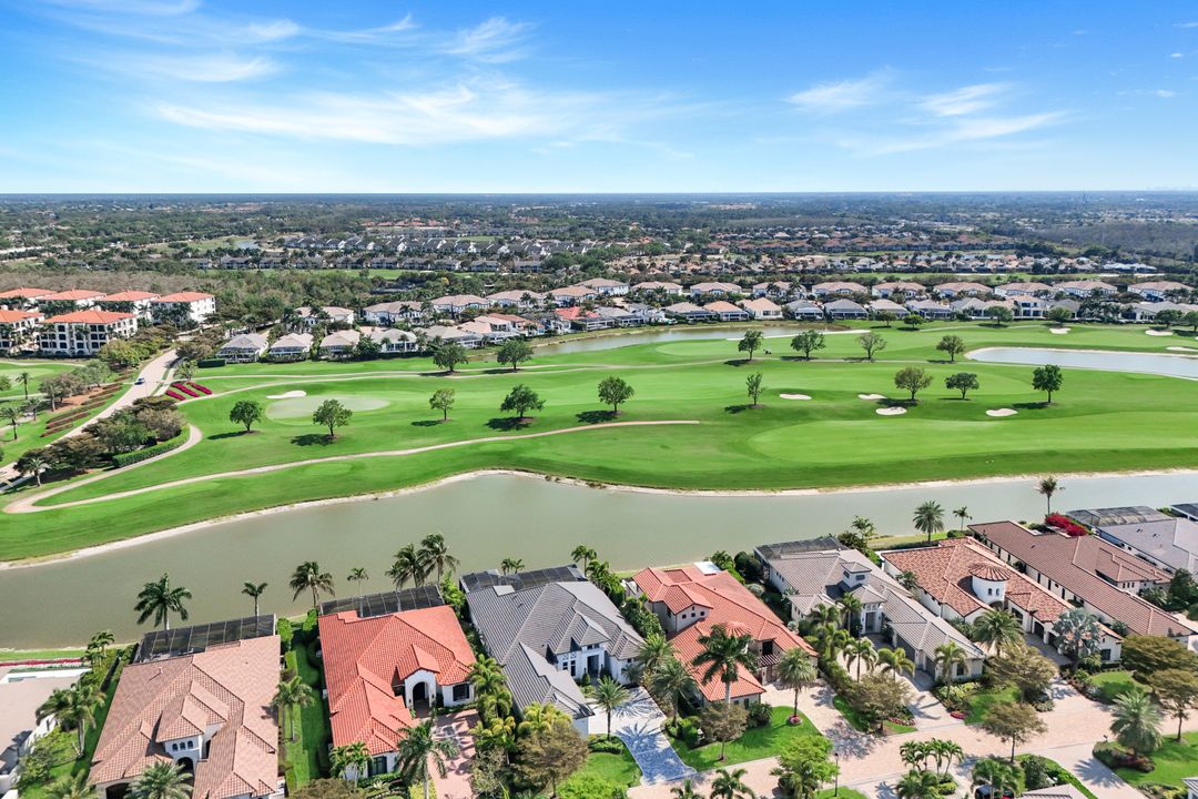 16438 Seneca Way, Naples, FL 34110