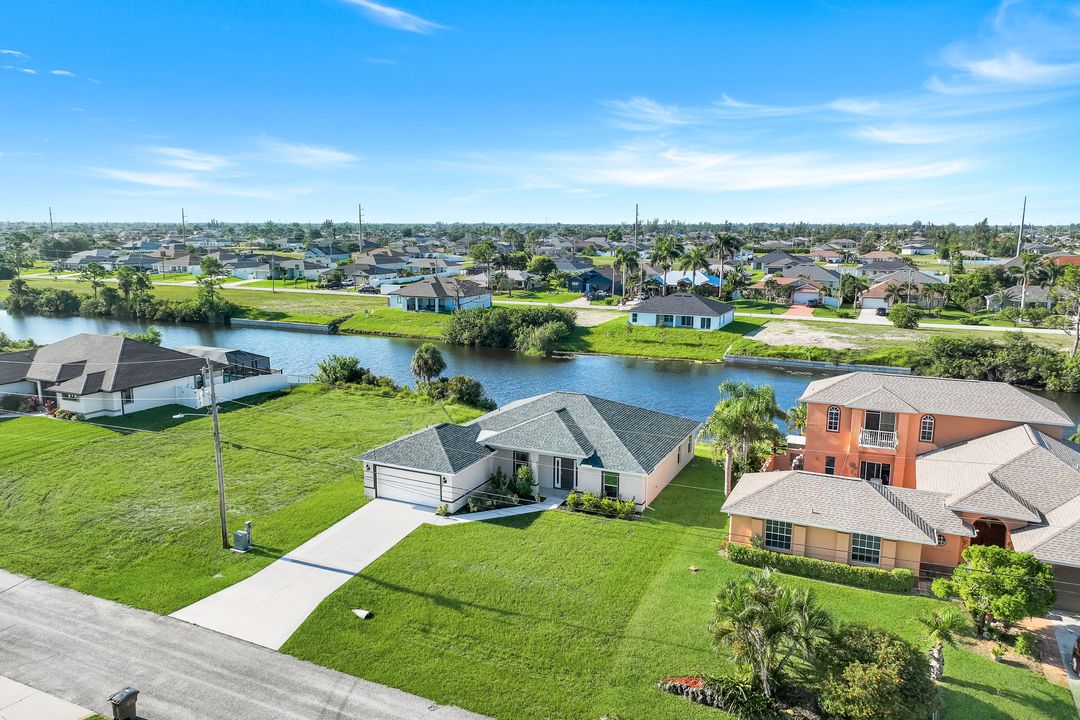 2224 NW 25th Terrace, Cape Coral, FL 33993