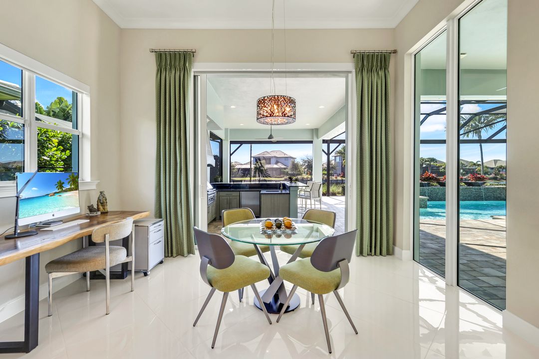 5750 Clarendon Dr, Naples, FL 34113