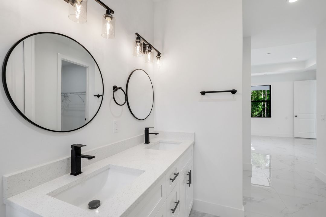 3644 35th Ave NE, Naples, FL 34120