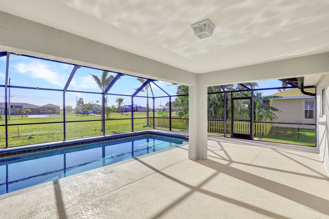 1509 NW 33rd Pl, Cape Coral, FL 33993