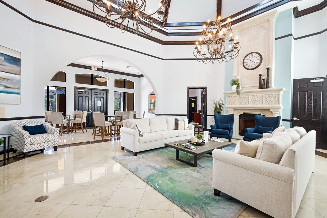 12950 Positano Cir #207, Naples, FL 34105