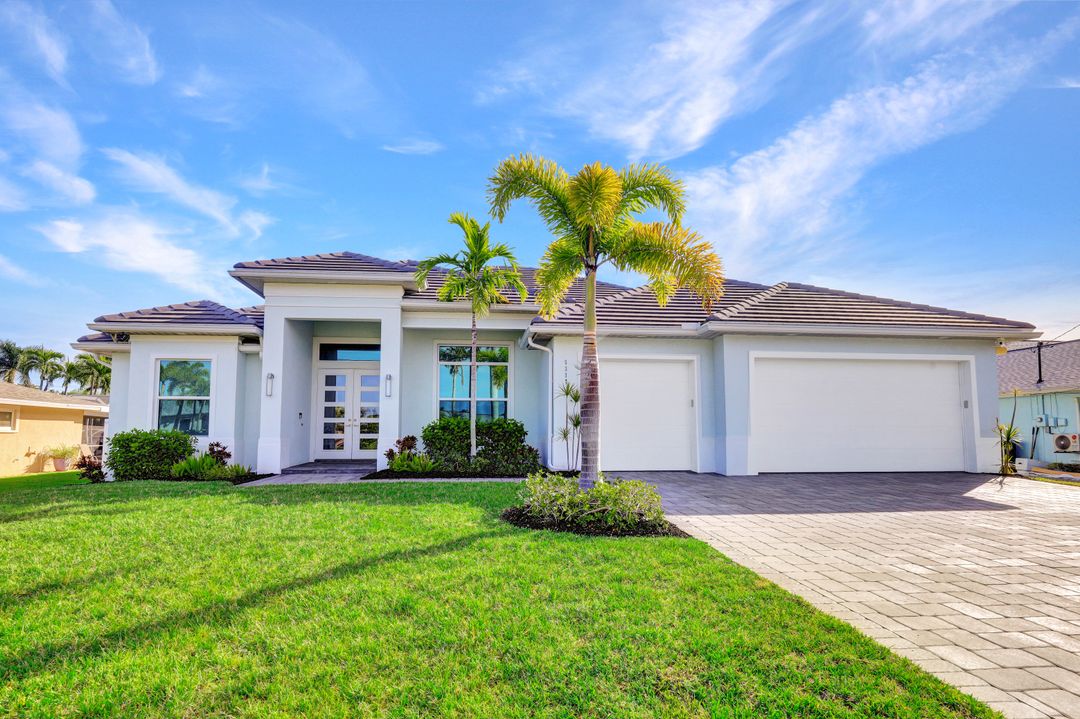 5317 SW 8th Pl, Cape Coral, FL 33914