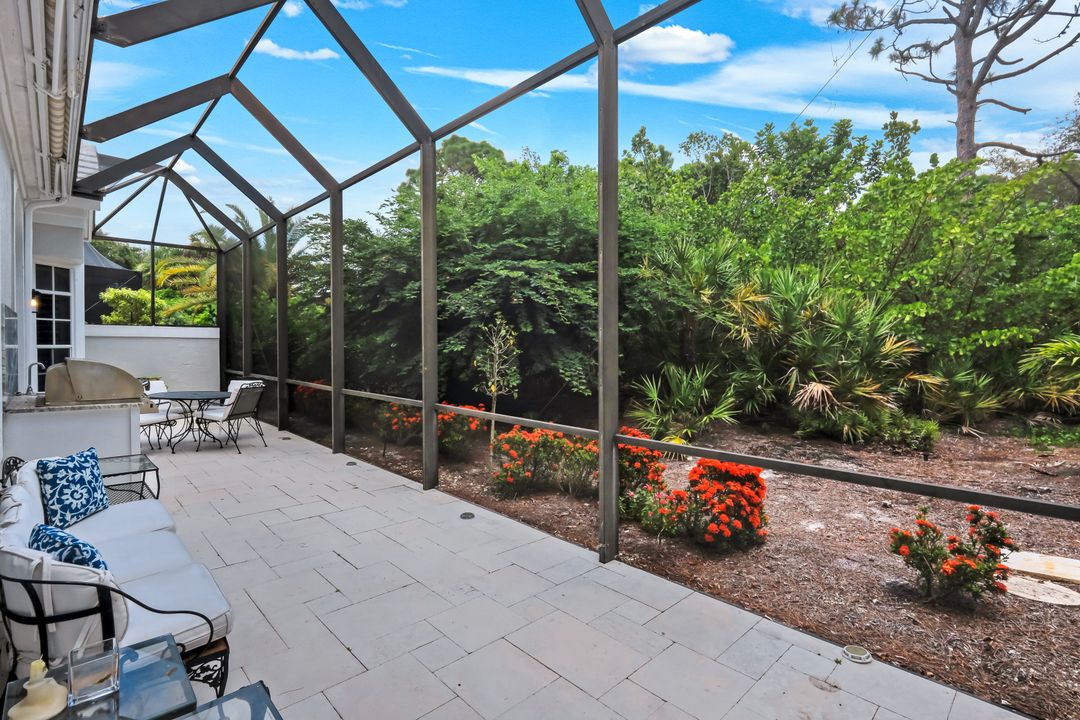 15248 Devon Green Ln, Naples, FL 34110