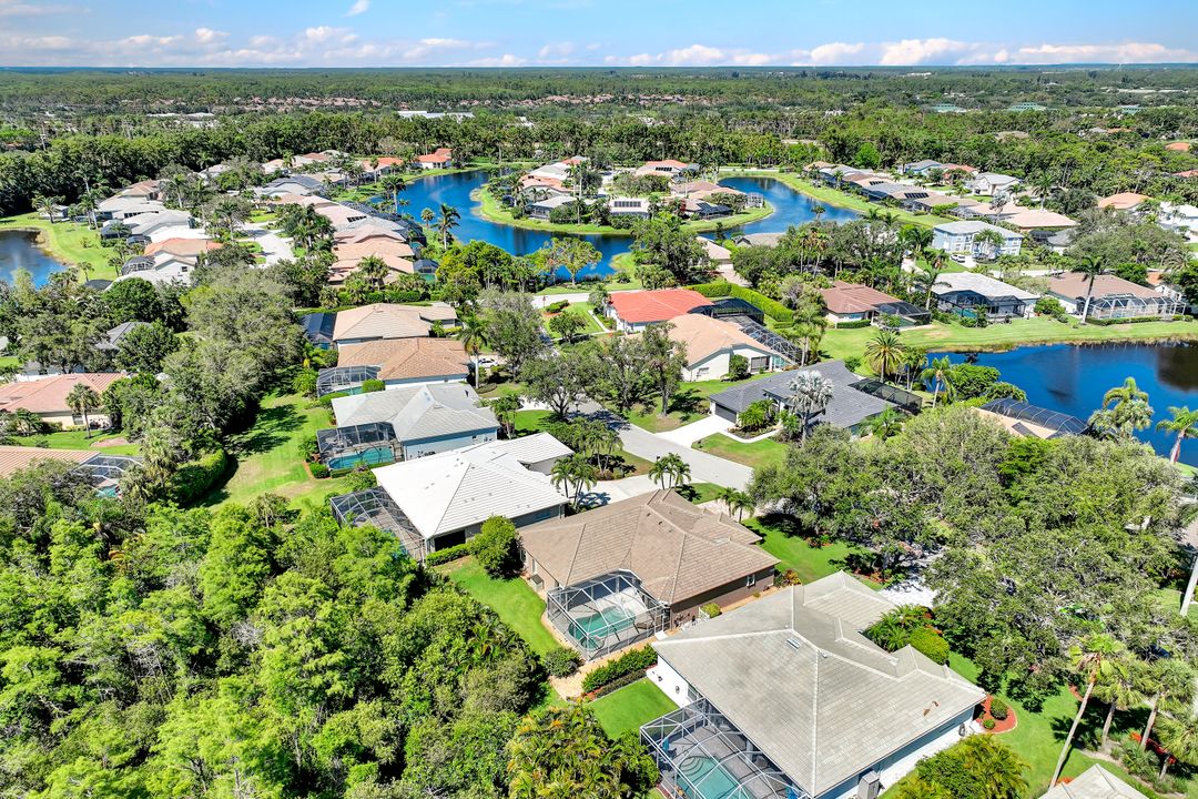 25740 Creekbend Dr, Bonita Springs, FL 34135