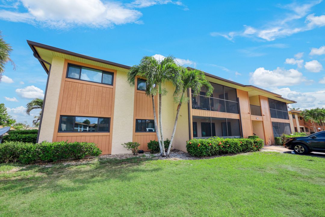 17421 Birchwood Ln #8, Fort Myers, FL 33908