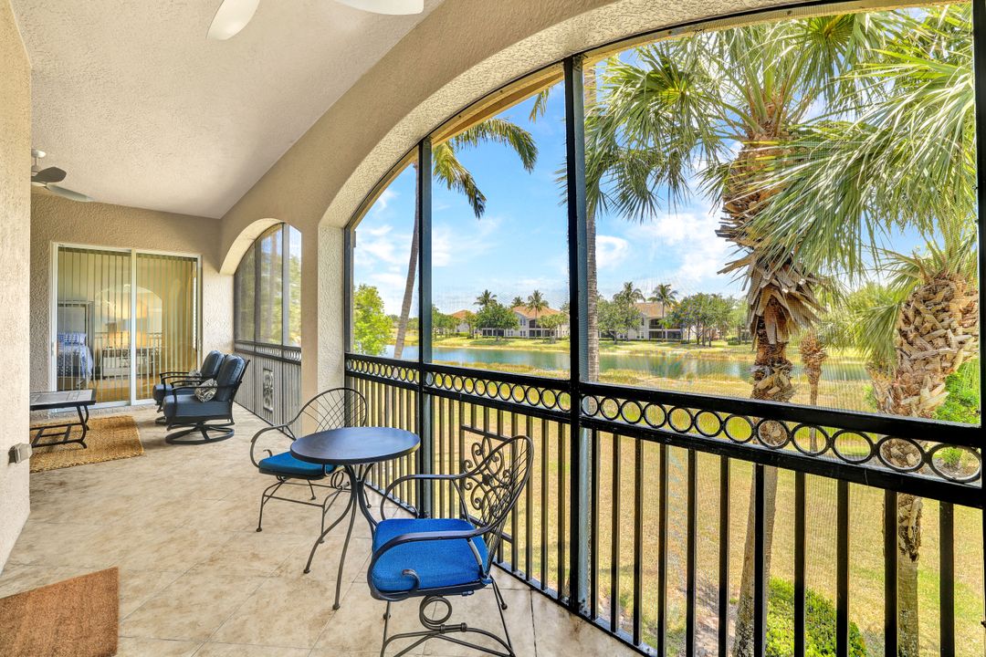 3176 Serena Ln #202, Naples, FL 34114