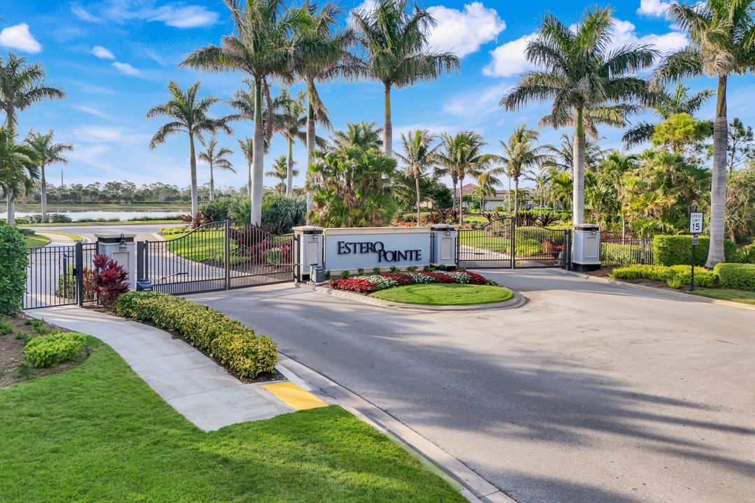 19711 Estero Pointe Ln, Fort Myers, FL 33908