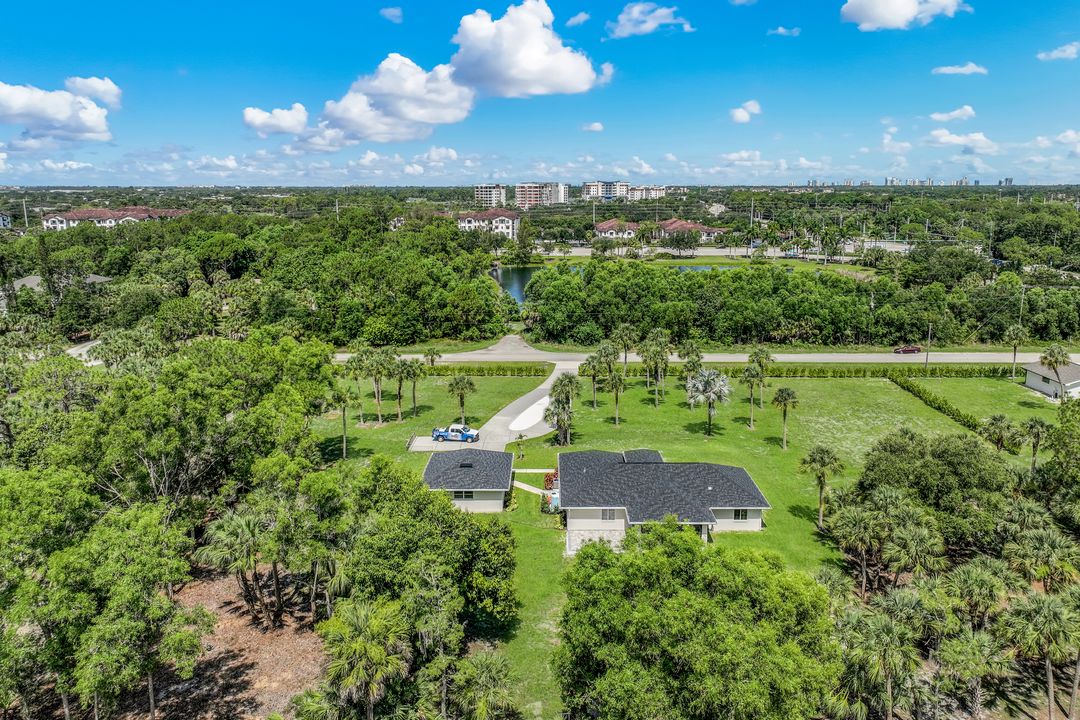 3060 70th St SW, Naples, FL 34105