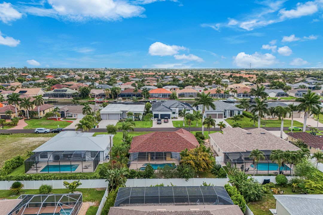 1820 SW 51st St, Cape Coral, FL 33914