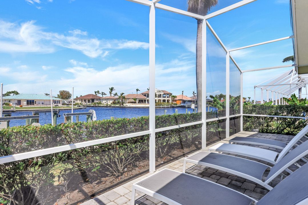 5205 Savoy Ct, Cape Coral, FL 33904