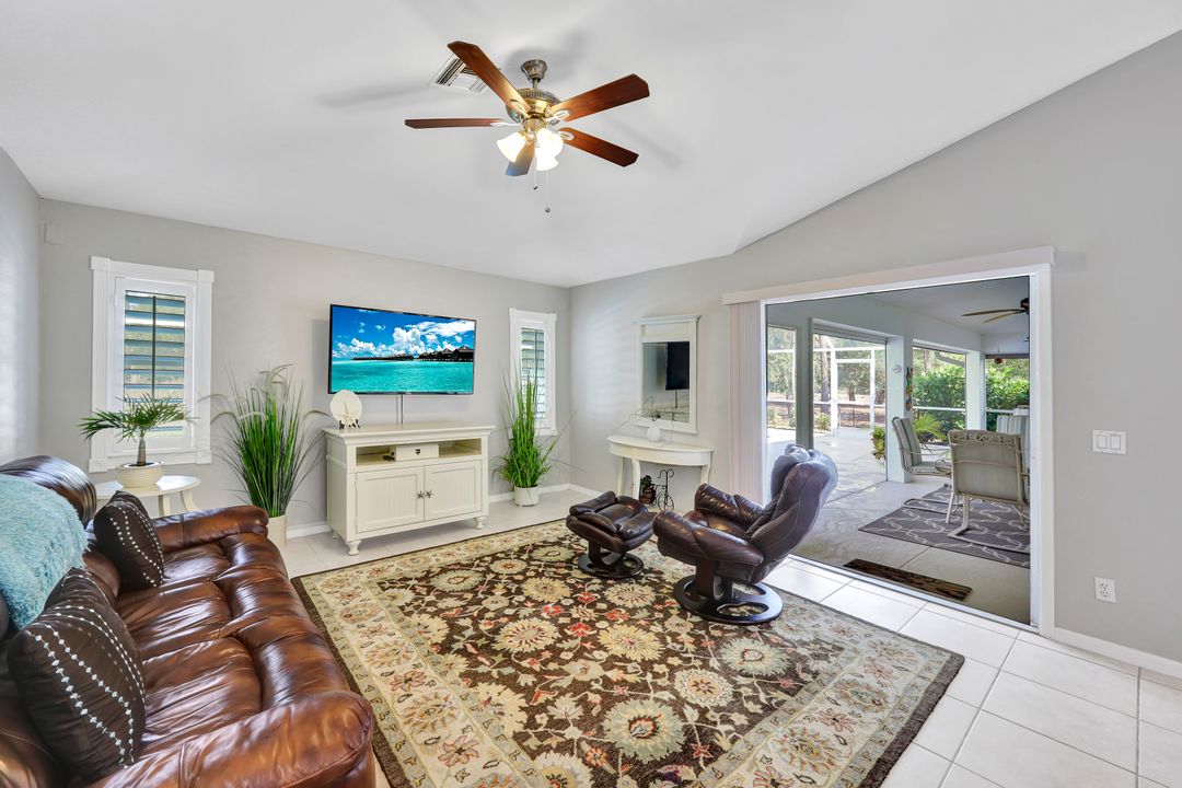 731 25th St SW, Naples, FL 34117