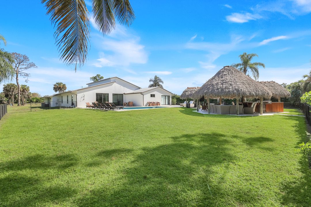 5630 Copper Leaf Ln, Naples, FL 34116