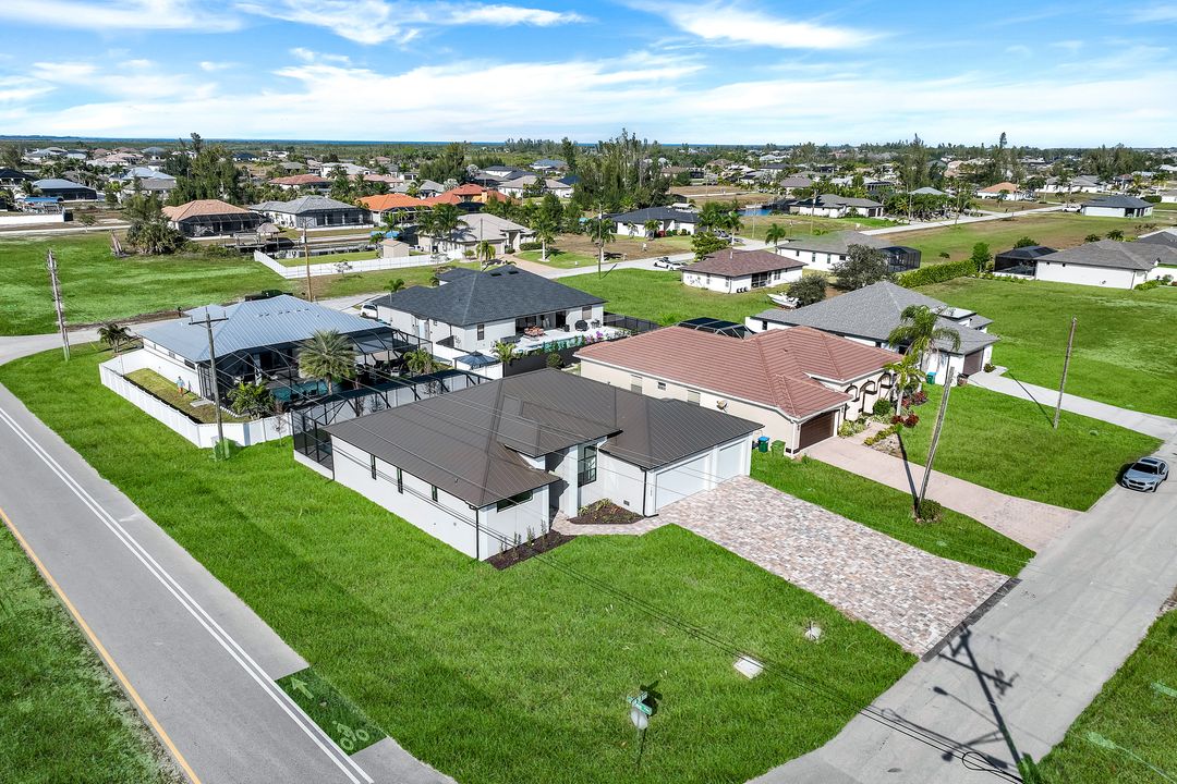 1600 NW 38th Ave, Cape Coral, FL 33993