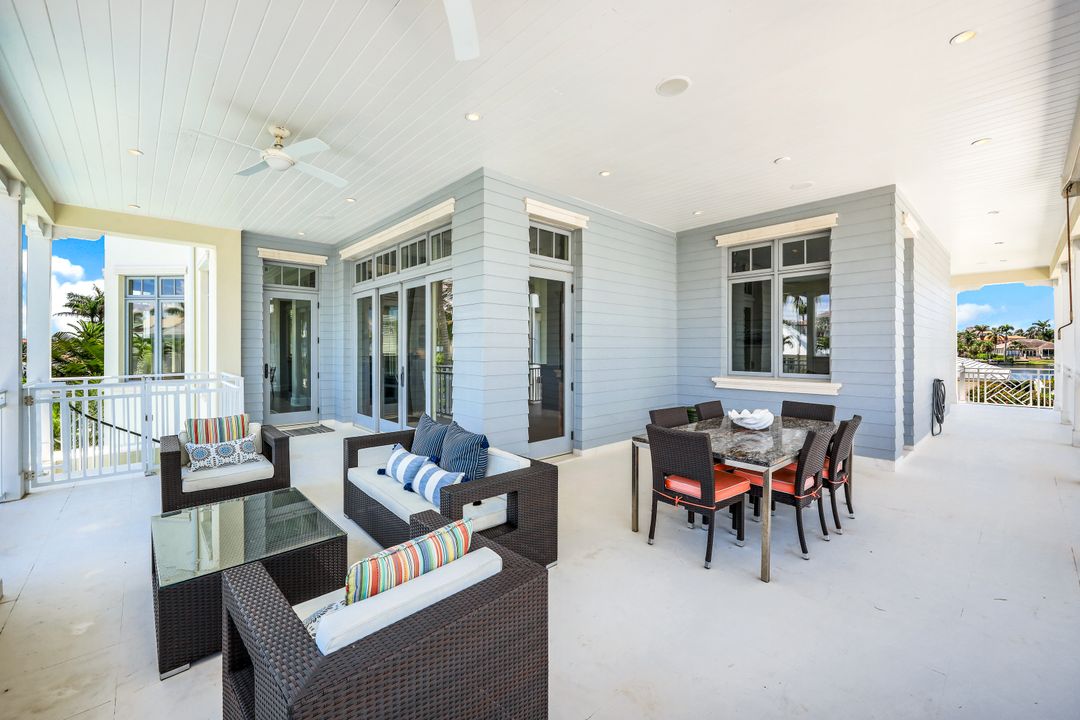 169 Conners Ave, Naples, FL 34108