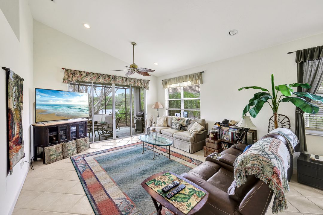 8454 Bent Creek Way, Naples, FL 34114