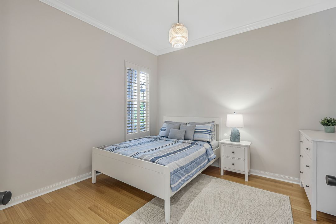 3701 Whidbey Way, Naples, FL 34119