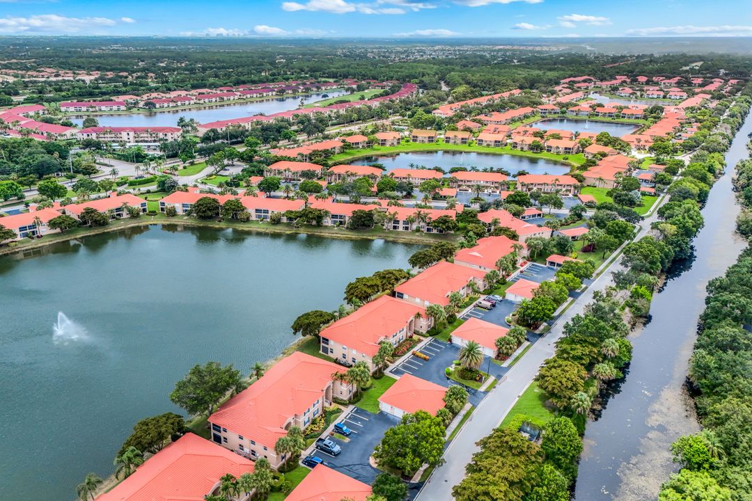 6384 Huntington Lakes Cir #103, Naples, FL 34119