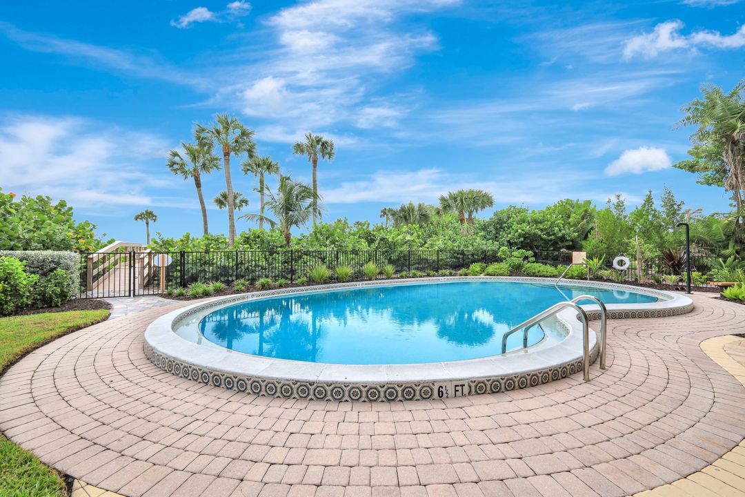 2297 W Gulf Dr #4A, Sanibel, FL 33957