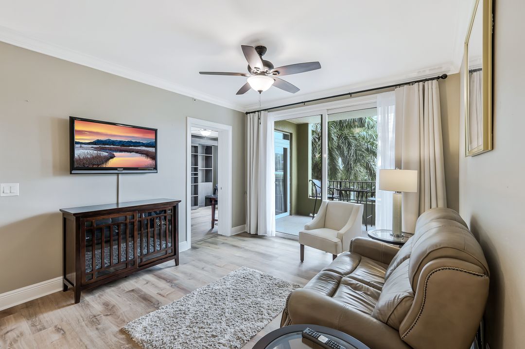 2825 Palm Beach Blvd #316, Fort Myers, FL 33916