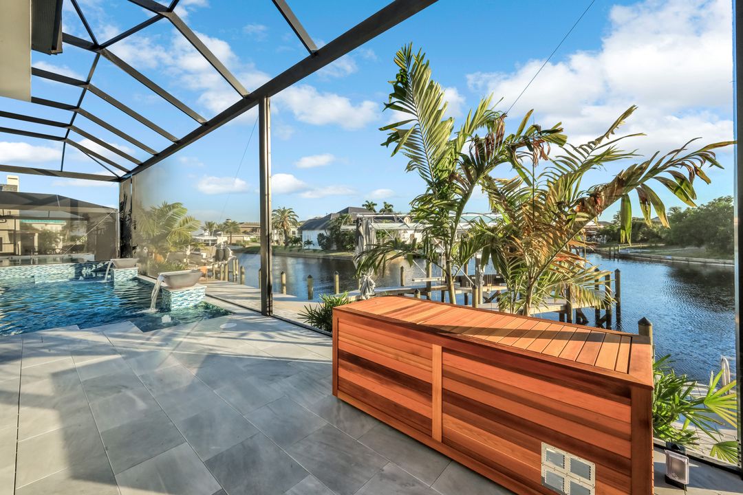 122 SW 58th St, Cape Coral, FL 33914