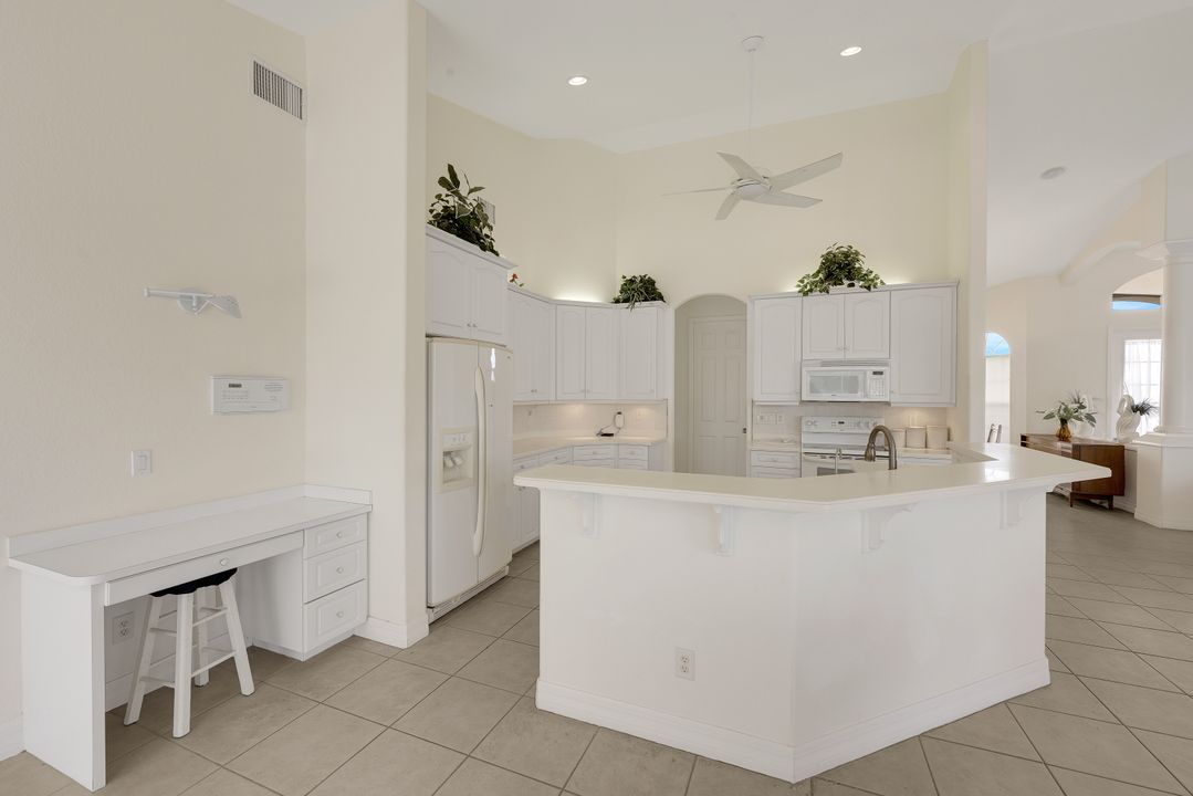 1632 Savona Pkwy, Cape Coral, FL 33904