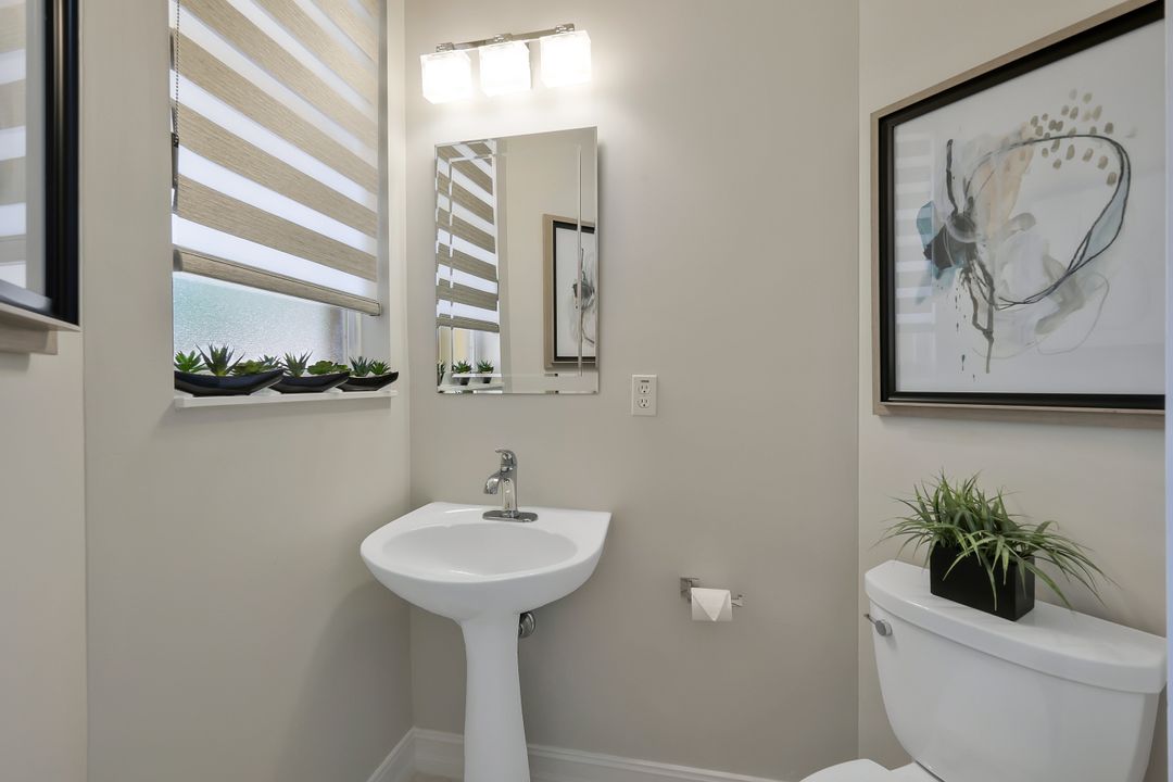 1855 Les Chateaux Blvd #201, Naples, FL 34109