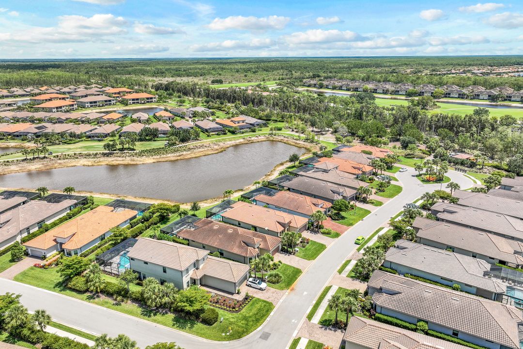 9147 Trivoli Ter, Naples, FL 34119