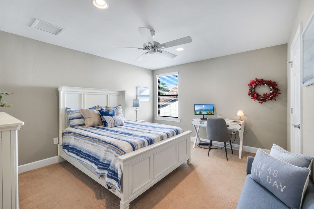 16345 Camden Lakes Cir, Naples, FL 34110
