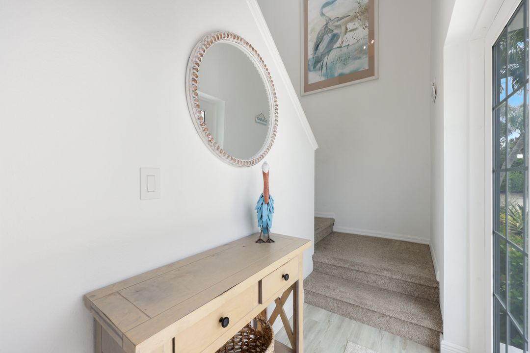 824 Tanbark Dr #204, Naples, FL 34108