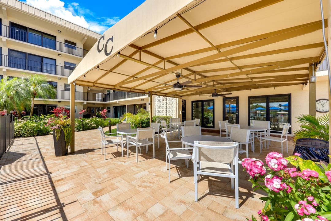 3200 Gulf Shore Blvd N #112, Naples, FL 34103