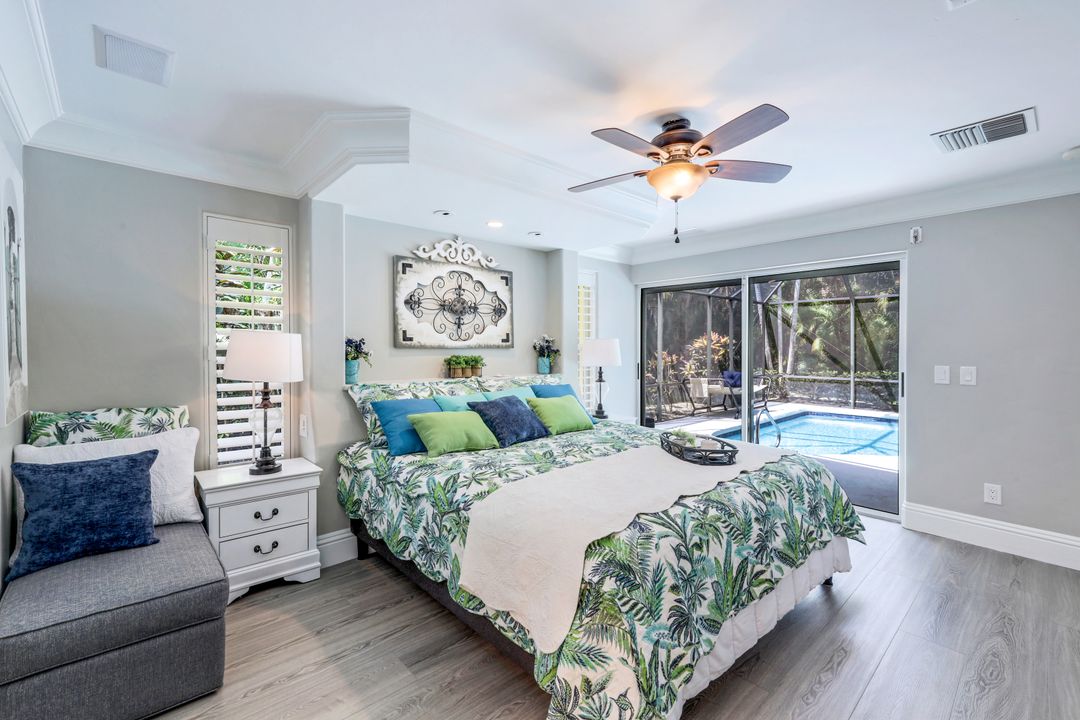 723 Willowhead Dr, Naples, FL 34103