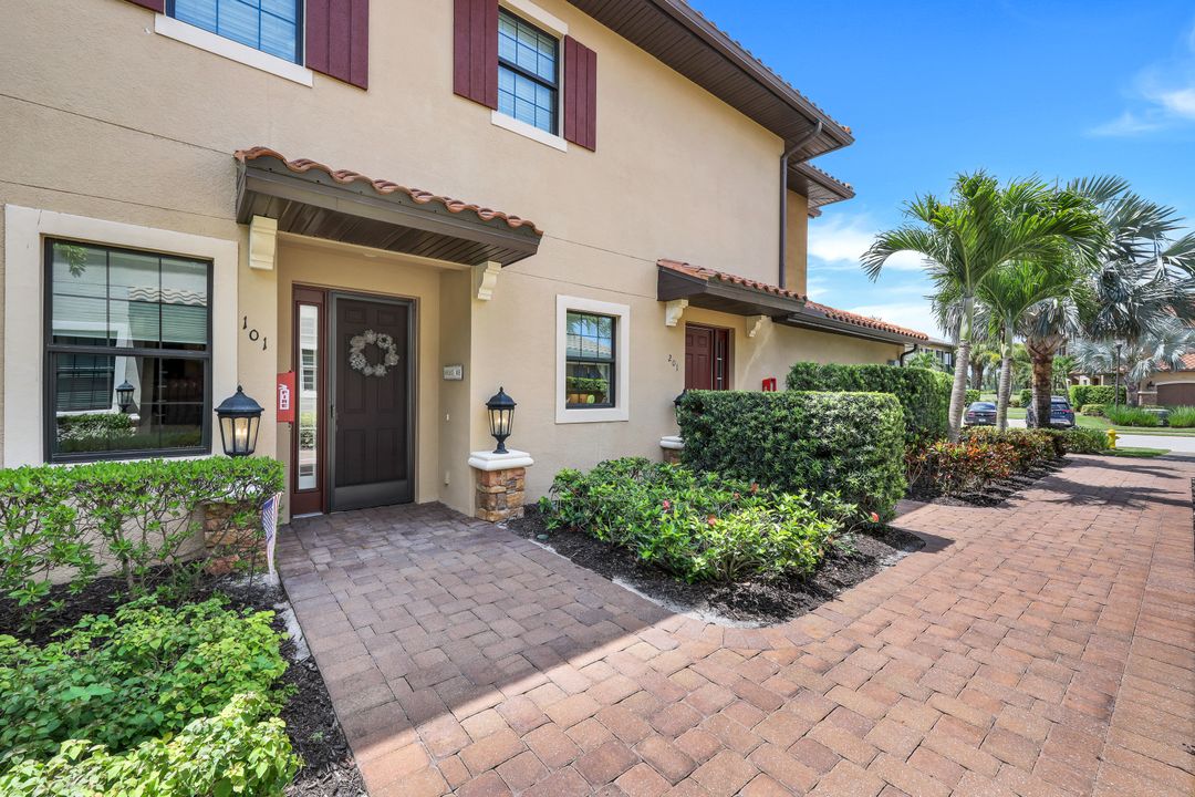 8773 Bellano Ct #101, Naples, FL 34119