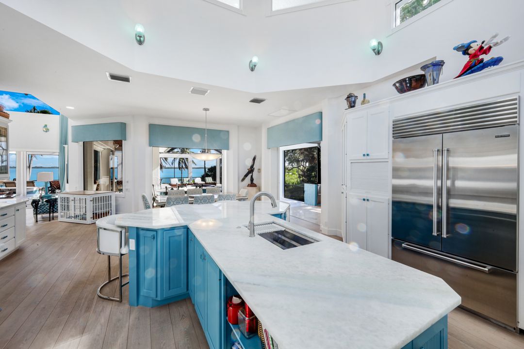 831 Caxambas Dr, Marco Island, FL 34145