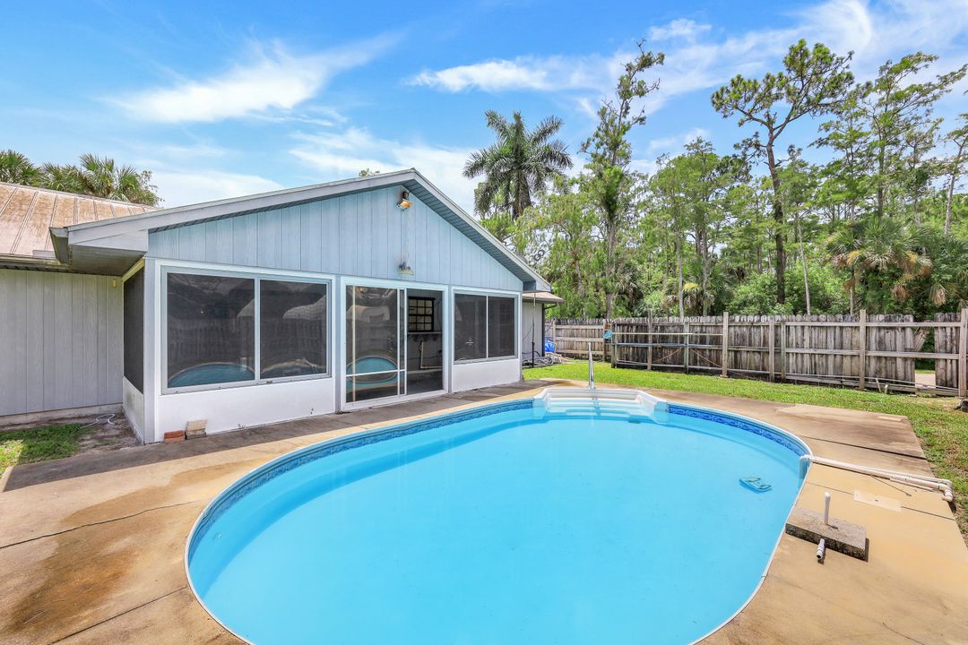 1961 Krape Rd, Naples, FL 34120