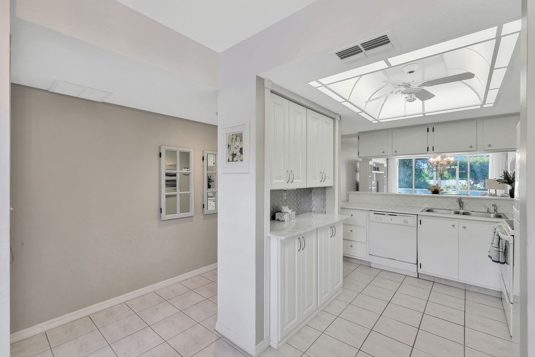 15191 Cedarwood Ln #102, Naples, FL 34110