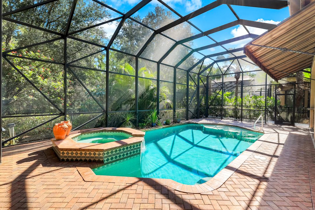16834 Cabreo Dr, Naples, FL 34110