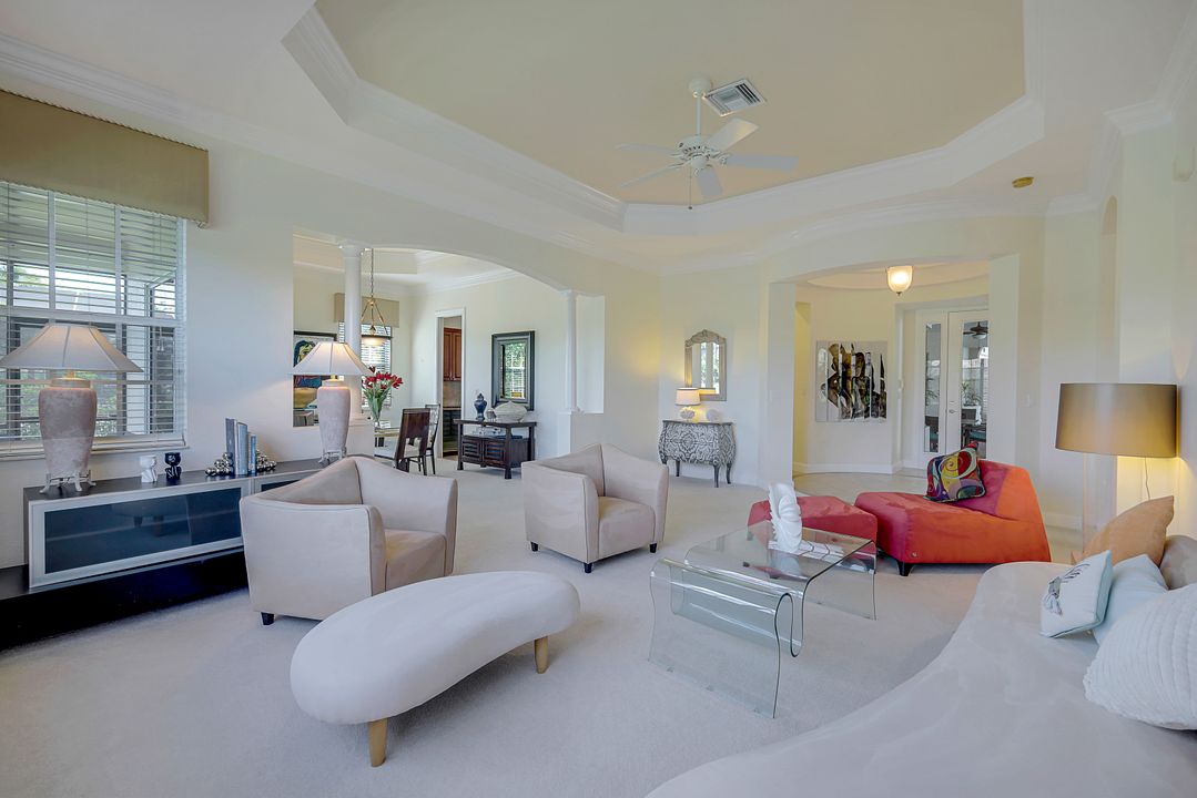 15835 Delasol Ln, Naples, FL 34110